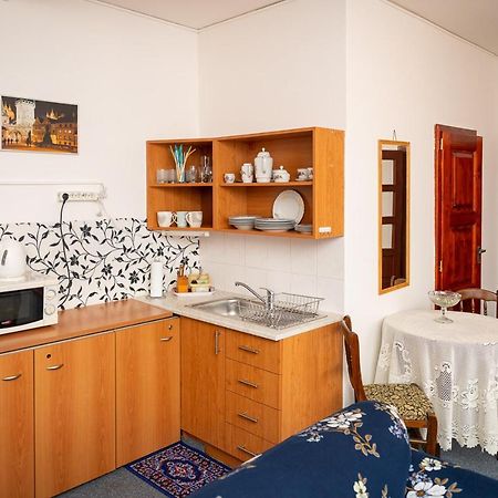 2- Izbovy Apartman Kajka V Penzion Trstena Bagian luar foto